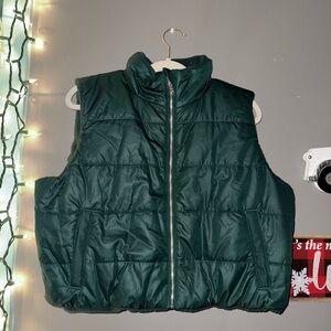 Tek Gear Reversible Cropped Vest
